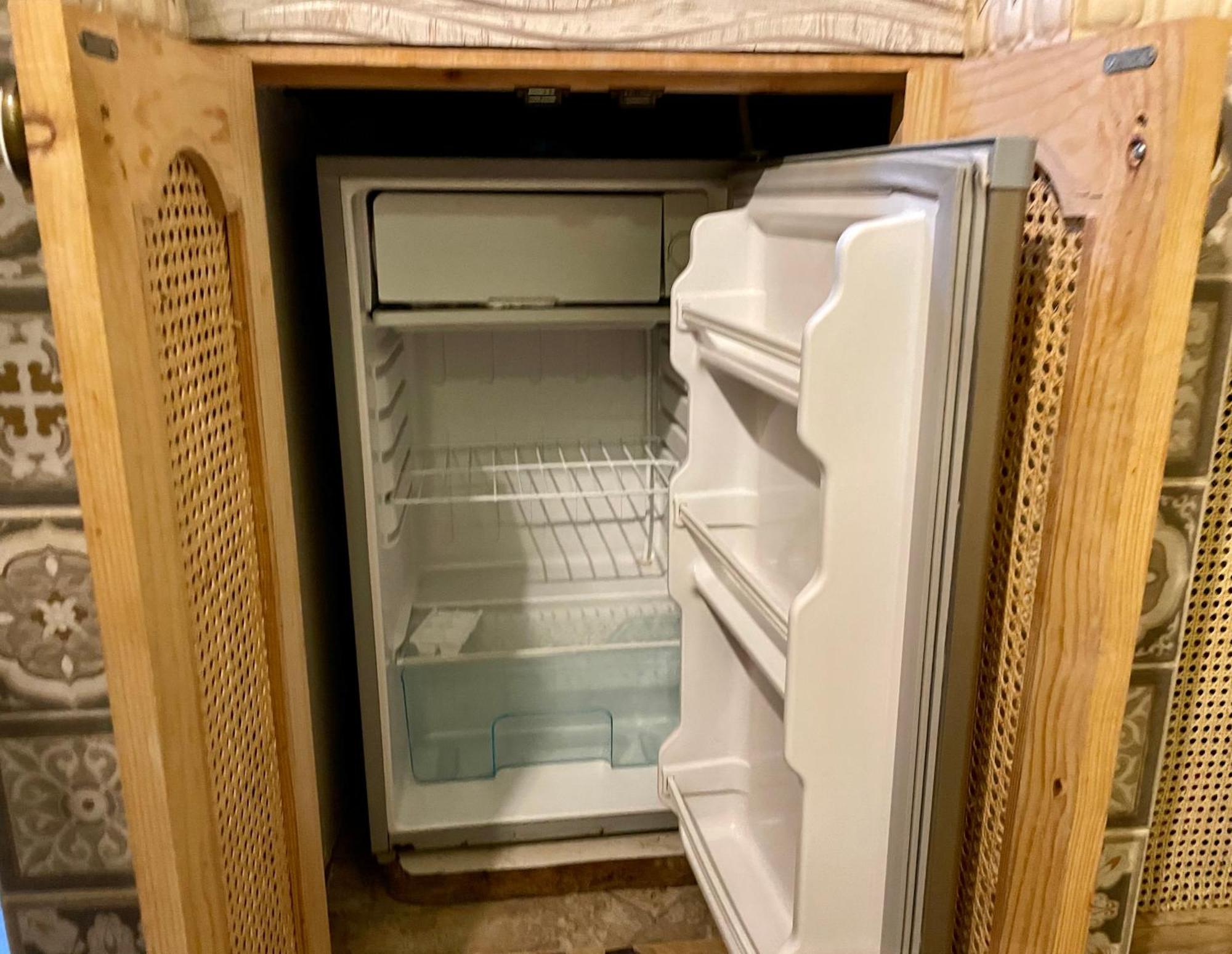 Central Apartment ティビリシ エクステリア 写真