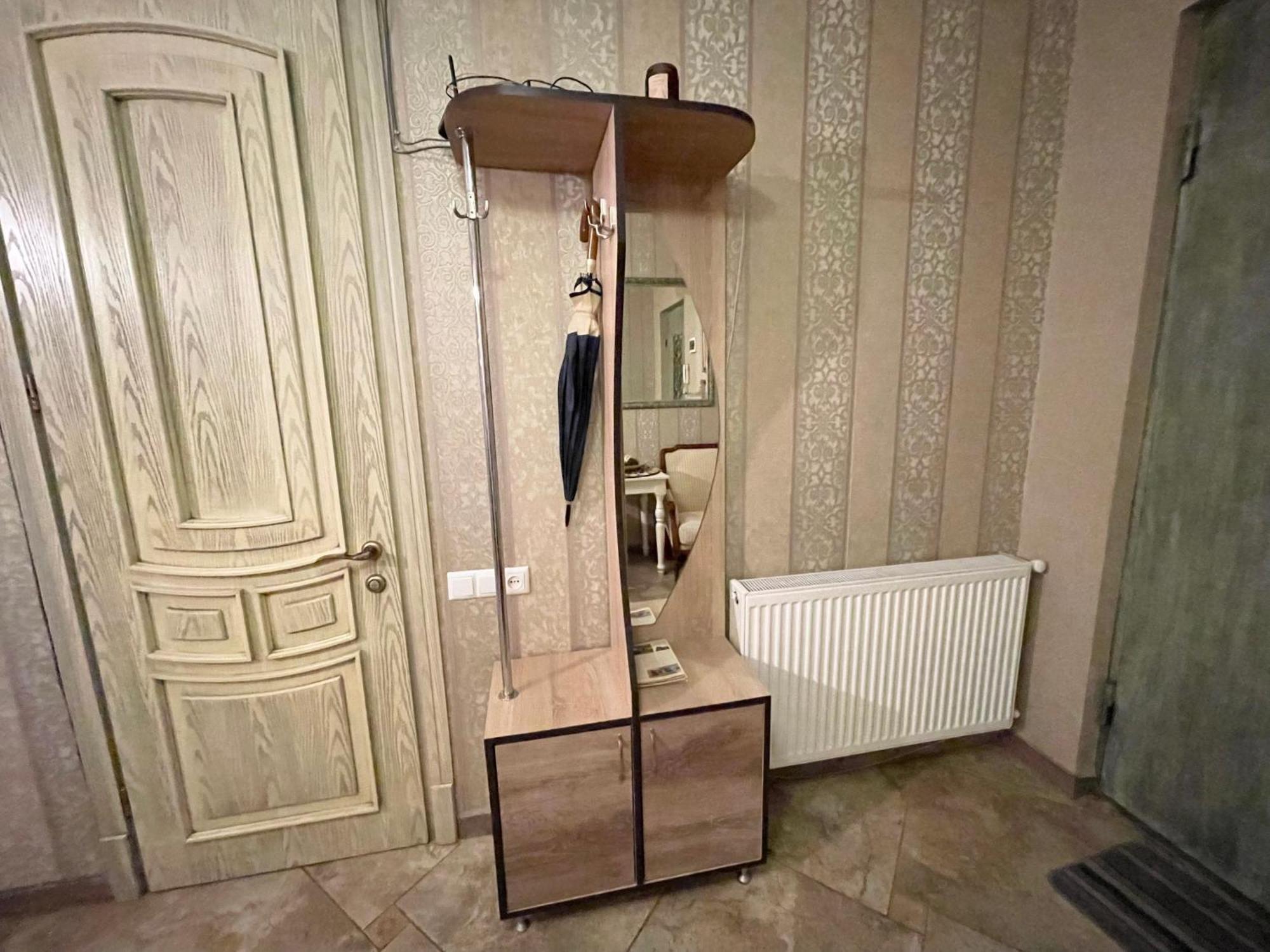 Central Apartment ティビリシ エクステリア 写真