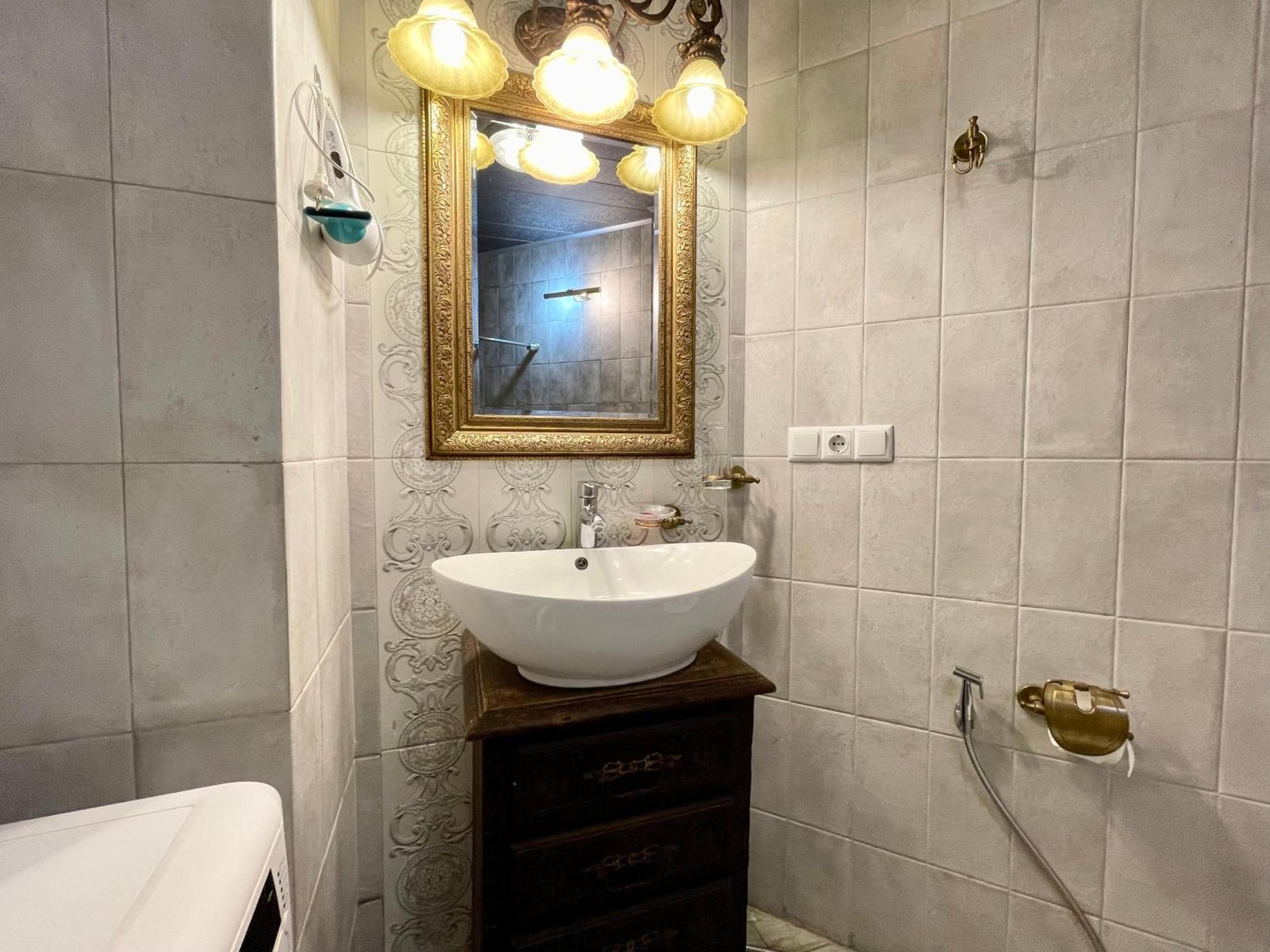 Central Apartment ティビリシ エクステリア 写真