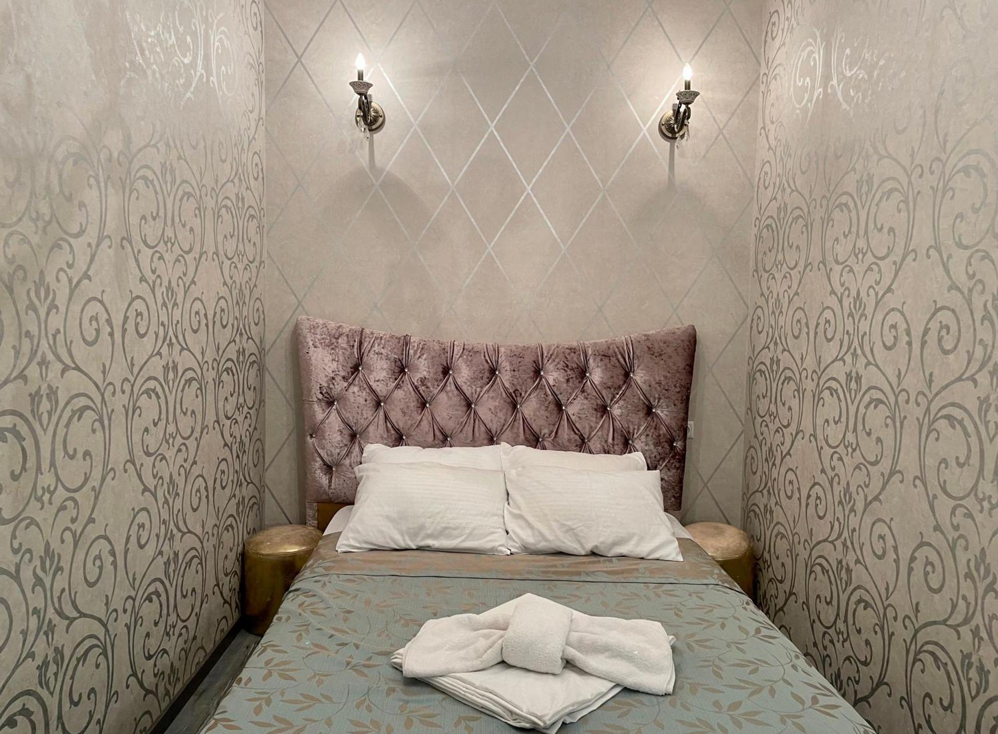 Central Apartment ティビリシ エクステリア 写真